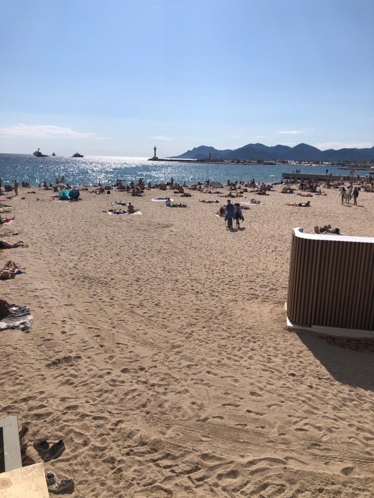 Centre Heart Of Cannes Exteriör bild